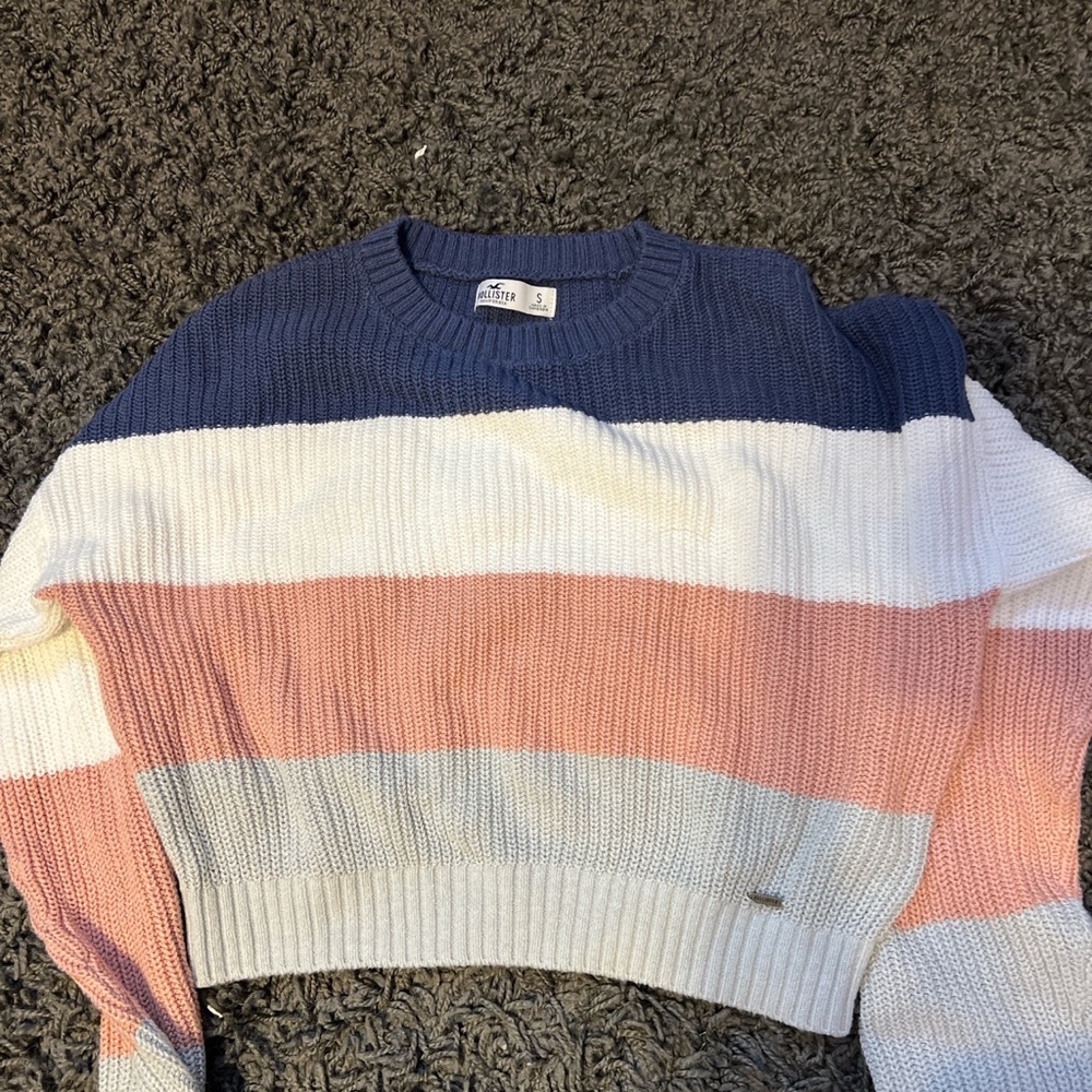 Hollister cropped sweater